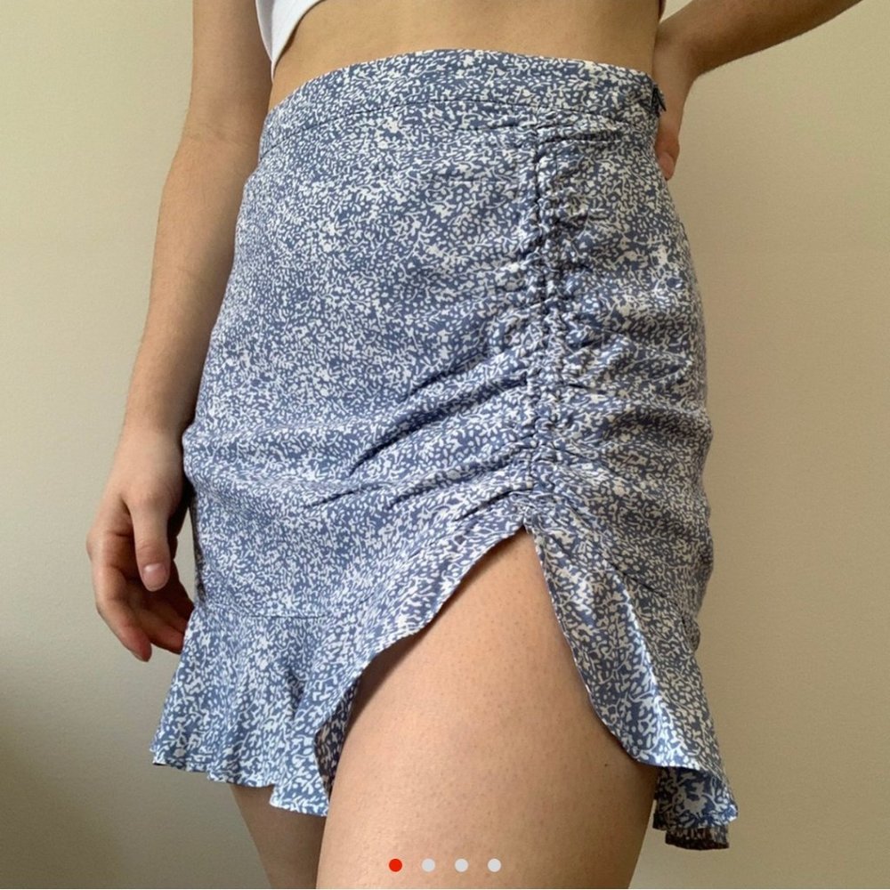 Mini foral skirt ruched slit